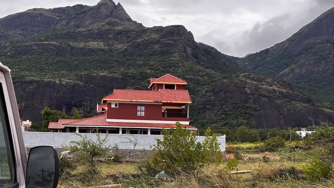 A heritage villa beneath the Courtallam hills